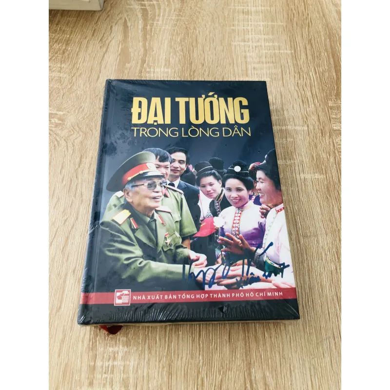 ĐẠI TƯỚNG TRONG LÒNG DÂN 929306