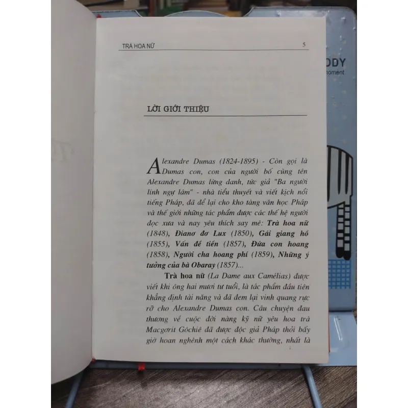 Sách: Trà Hoa Nữ Tác giả: Alexandre Dumas (A3) 597609