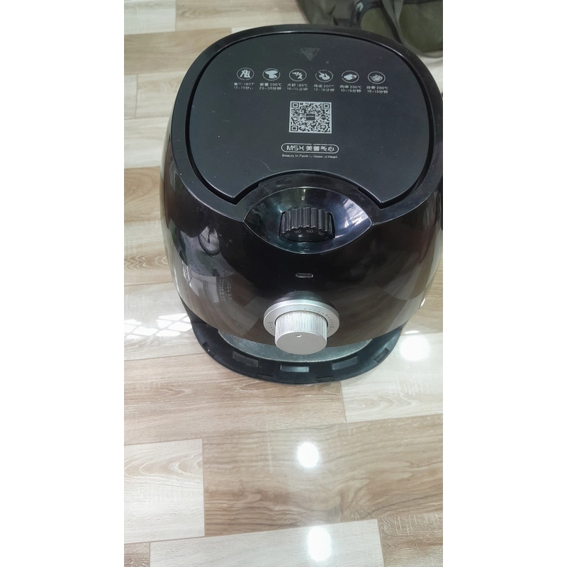 Dư dùng nồi chiên không dầu lock & lock công suất 1300W. 503908