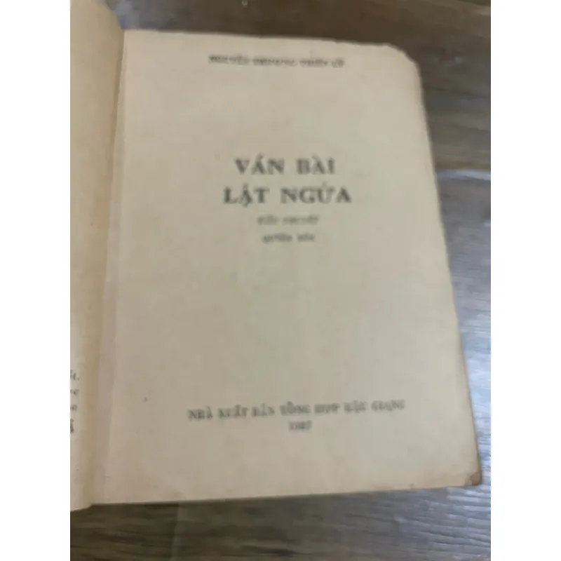 VÁN BÀI LẬT NGỬA 4; 1987 568683