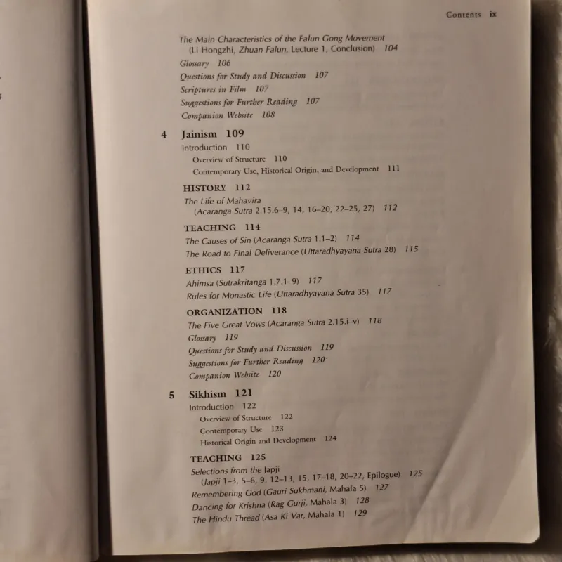 Robert E. Van Voorst - Anthopology of World Scriptures 779808