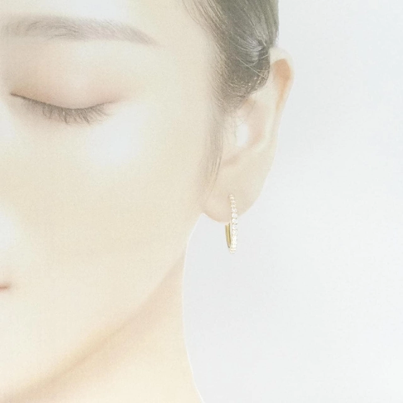 K18YG Bông tai kim cương hình vòng 0.809CT - Hàng hiệu Chính hãng 871913