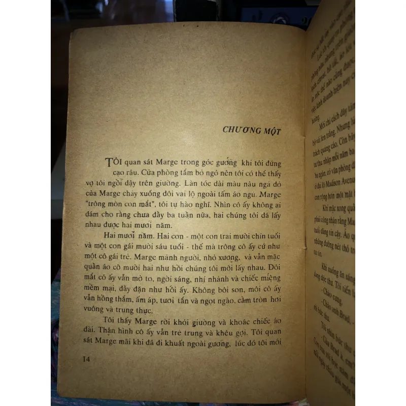 Giây phút lãng quên - Harold Robbins  977185