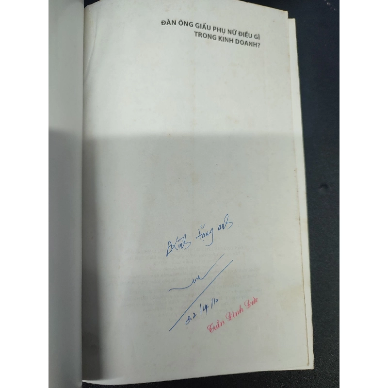 Đàn ông giấu phụ nữ điều gì trong kinh doanh? mới 80% ố vàng 2010 HCM1406 Christopher V. Flett SÁCH KỸ NĂNG 915409