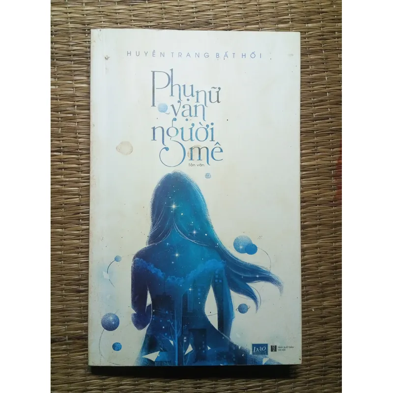 Phụ nữ vạn người mê 696920