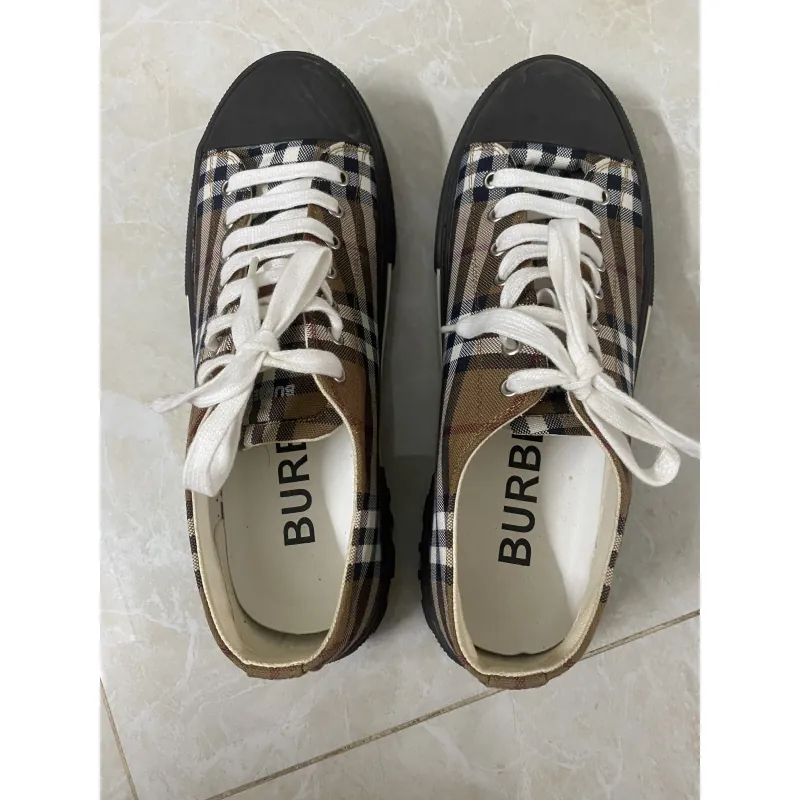 giày nam chính hãng size 42  975114