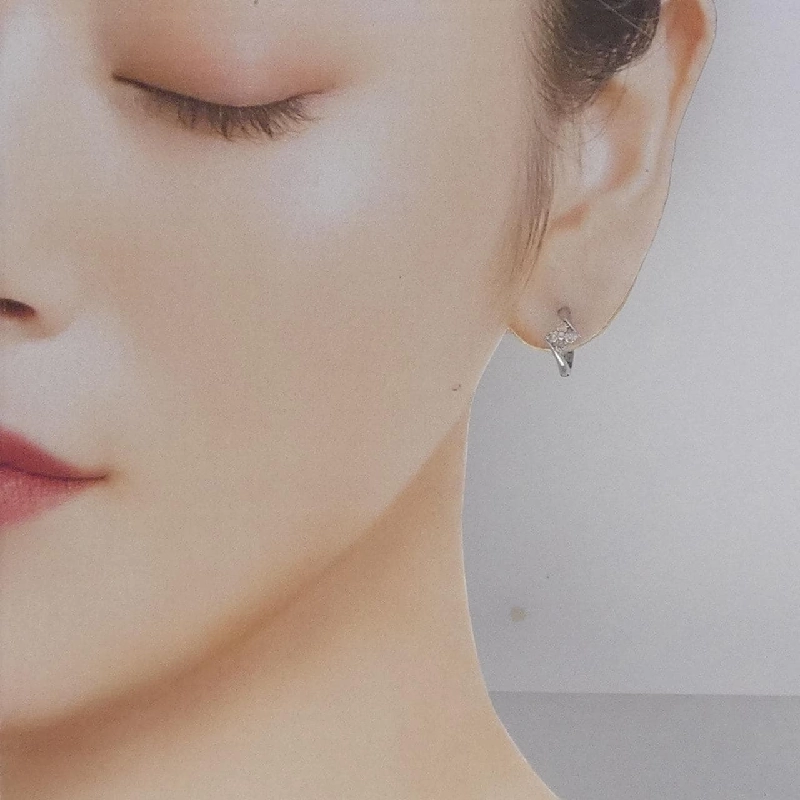 Bông tai kim cương 18KWG 0.25CT - Hàng hiệu Chính hãng 870491