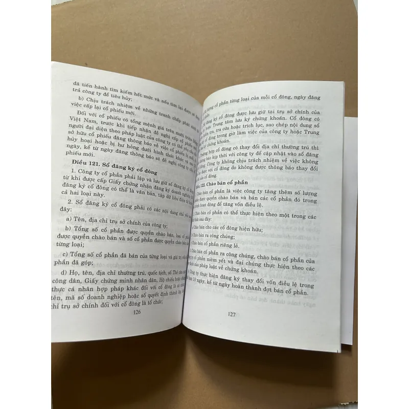 Luật doanh nghiệp và các văn bản hướng dẫn thi hành 608203