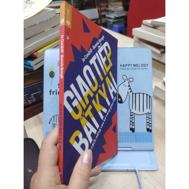 Sách: Giao tiếp bất kì ai (B1) Tác giả: Jo Condrill - Bennie Bough 693139