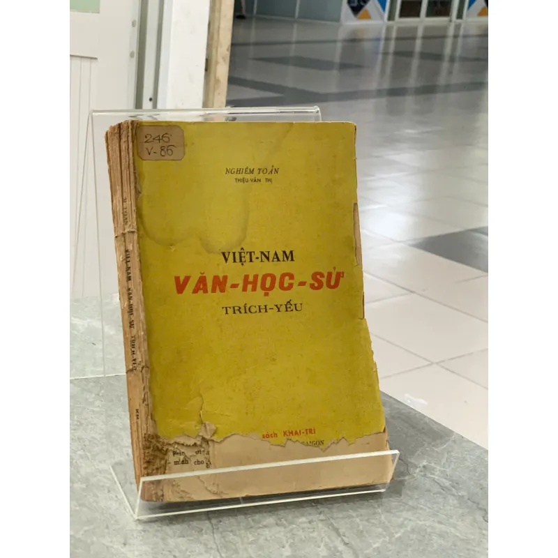 VIỆT NAM VĂN HỌC SỬ TRÍCH YẾU - NGHIÊM TOẢN 931253