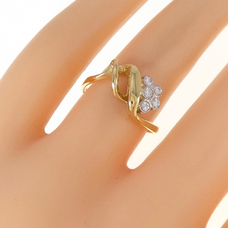 Nhẫn kim cương 750YG/750WG 0.12CT 671677