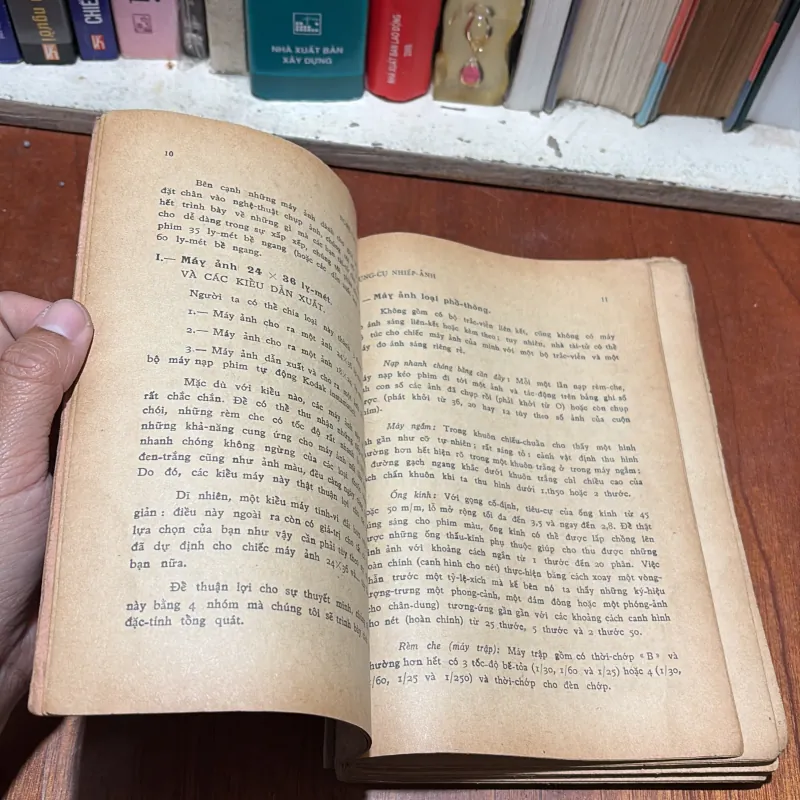 [Sách Trước 75, Mất Bìa, Thiếu Trang] - Nhiếp Ảnh: Nghệ Thuật Nhiếp Ảnh - Nguyễn Ngọc Quan 796361