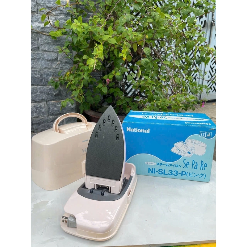Bàn ủi hơi nước National không dây 504016