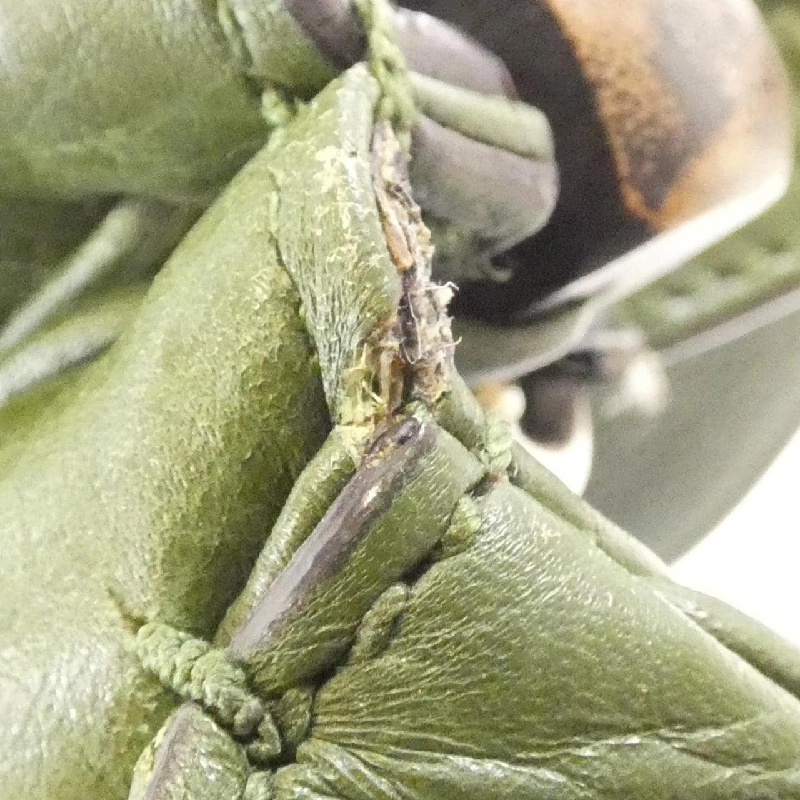 Túi đeo vai Gucci 347101 611537