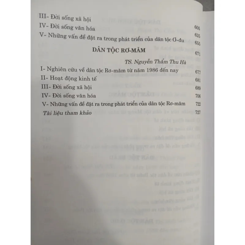 CÁC DÂN TỘC Ở VIỆT NAM (TẬP 3) - VƯƠNG XUÂN TÌNH 976402