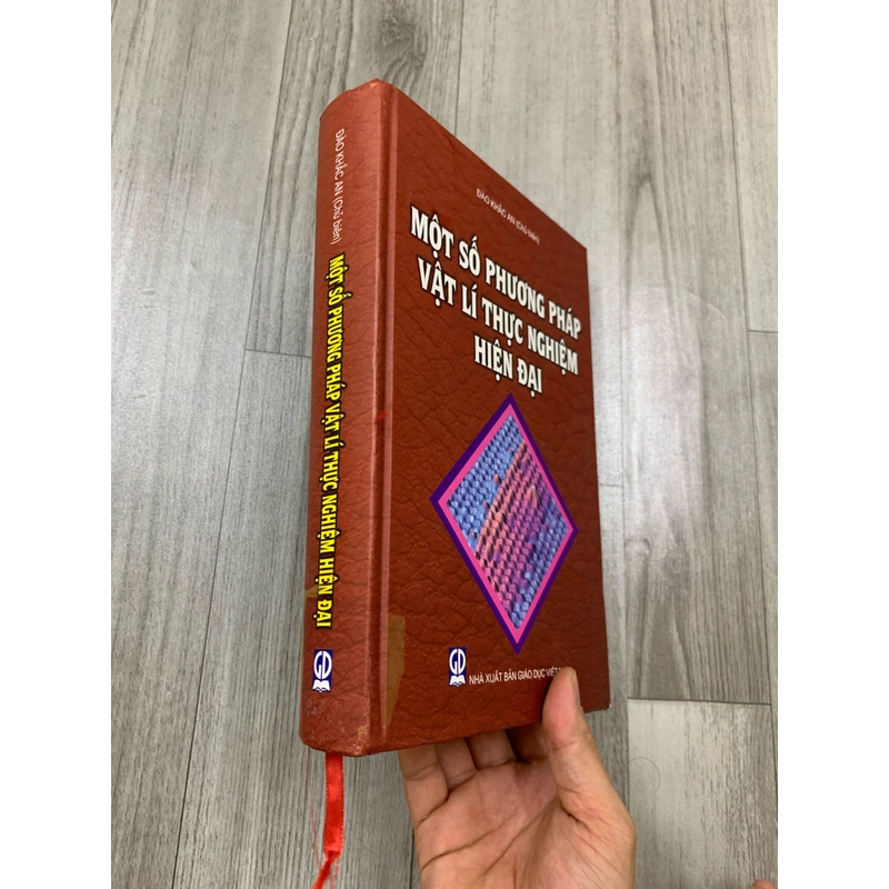 Một số phương pháp vật lí thực nghiệm hiện đại. 999 463763