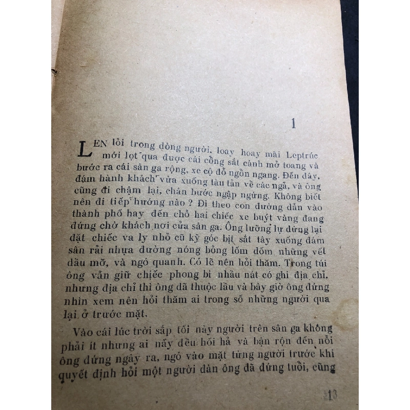 Bầy sói 1983 mới 50% ố vàng bìa xấu Vaxin Bukop HPB0906 SÁCH VĂN HỌC 915041