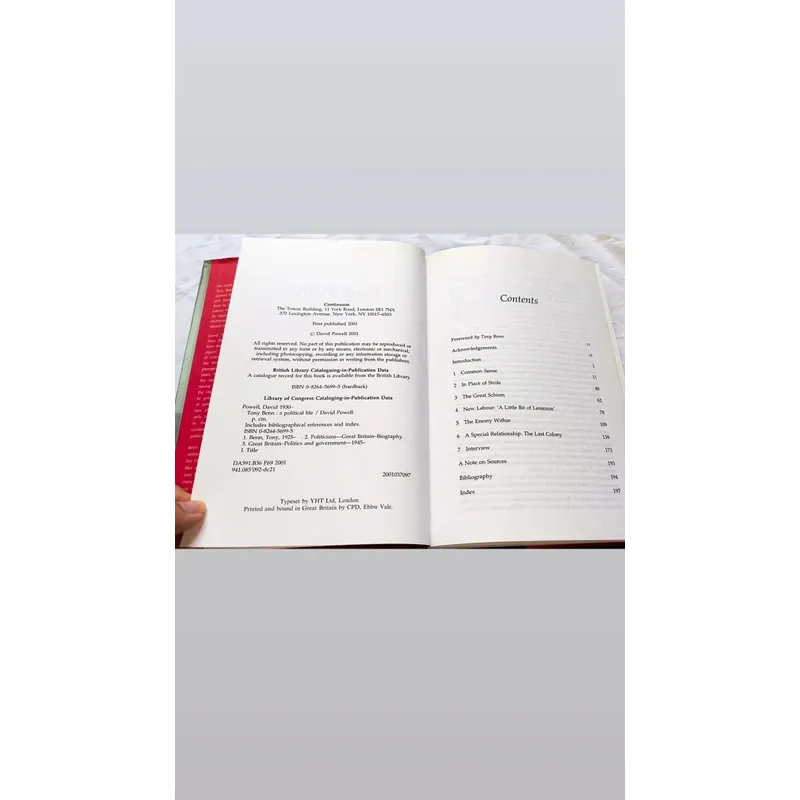 David Powell - Tony Benn: A Political Life (bìa cứng, khổ lớn) 732652