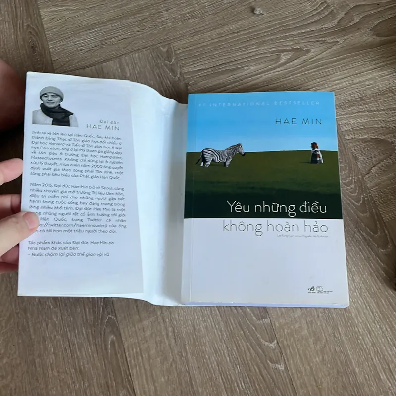 Yêu những điều không hoàn hảo - sách mới 98% - chính hãng 717640