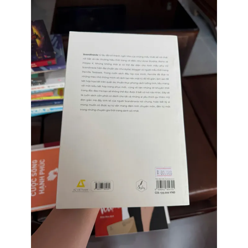 MẶC ĐẸP KIỂU SCANDINAVIAN – Đơn giản nhưng tinh tế | Pernille Teisbaek - K3 1006686