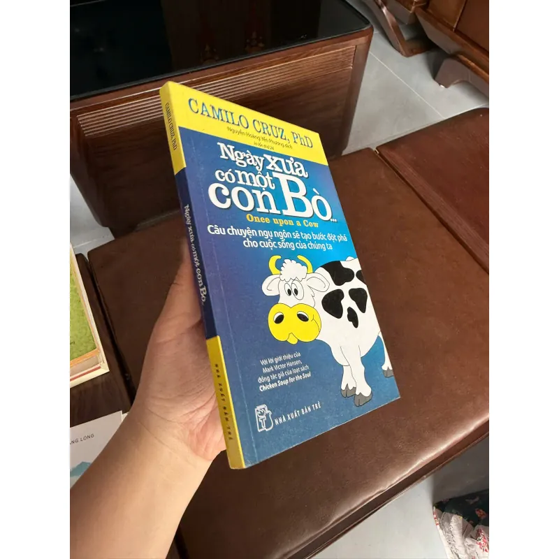 Ngày Xưa Có Một Con Bò – Camilo Cruz - K3 1008374