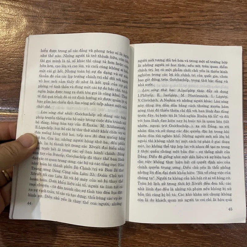 Goócbachốp - Bạo loạn, Sự kiện tháng Tám nhìn từ bên trong  (6) 1025081
