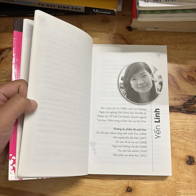 II Tập Truyện Tác Giả 8x: Chưa Hết Những Câu Chuyện - Di Li (Tuyển Chọn) - 2012 697204