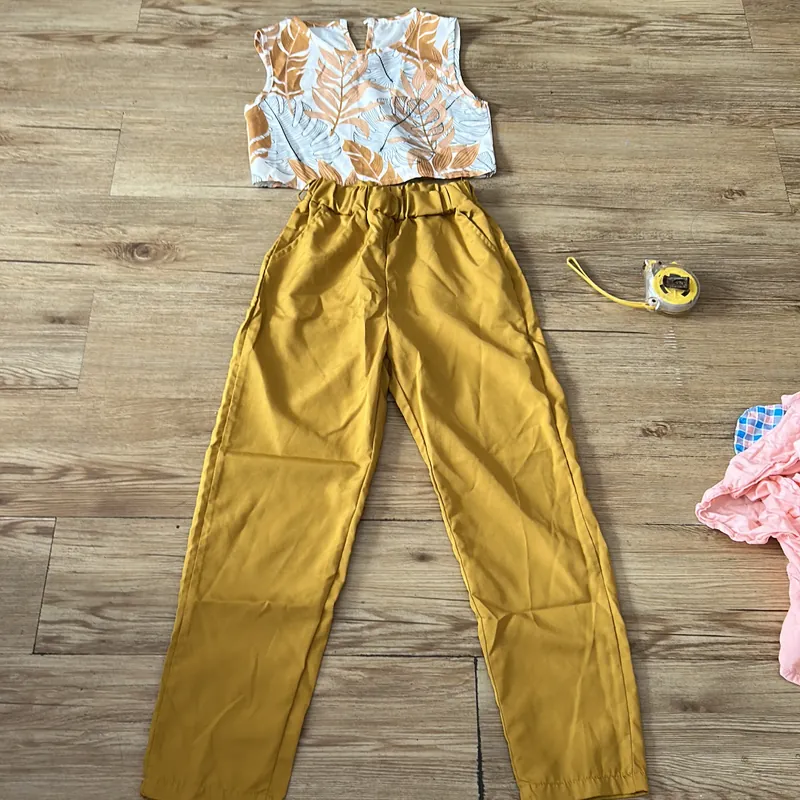 Quần áo cho bé gái 640473