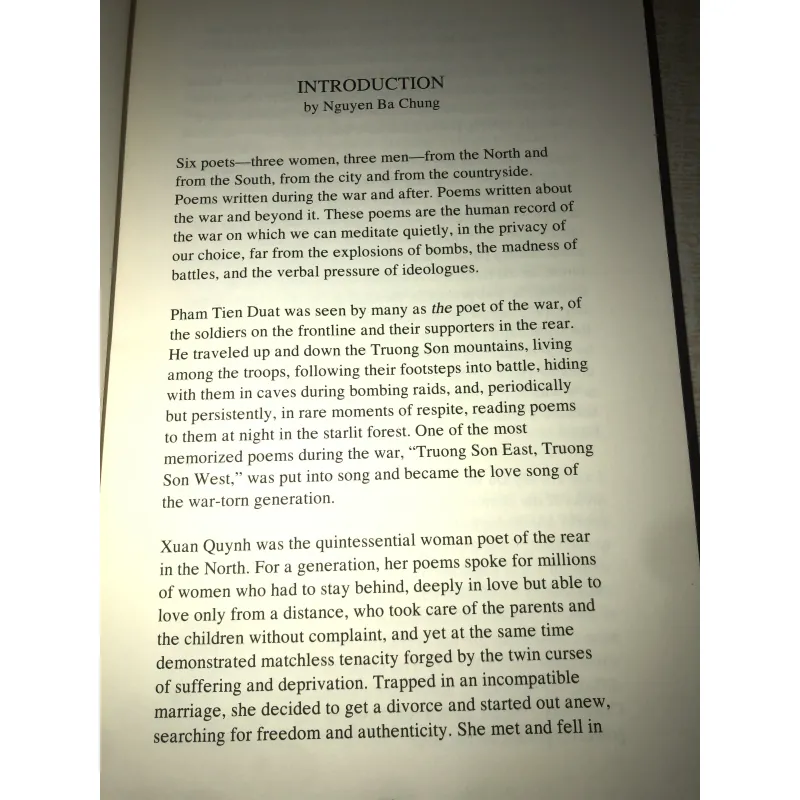 Vietnammese poets 937093