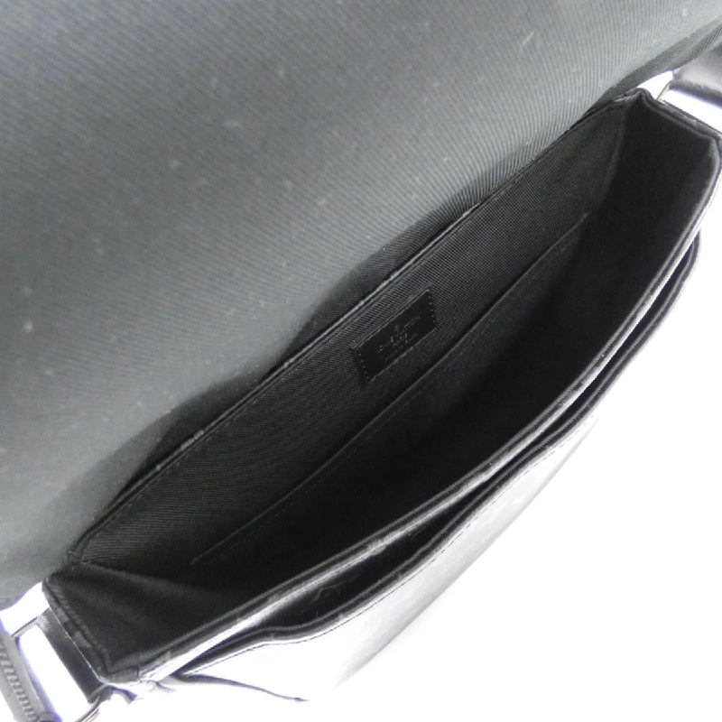 Louis Vuitton Monogram Eclipse District PM M46255 - Hàng hiệu Authentic 805835