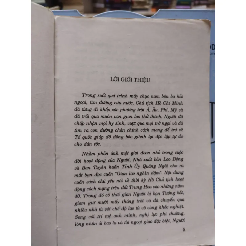 Sách - Gian Lao Nghìn Dặm - Thế Kỷ, Minh San (A1) 564657