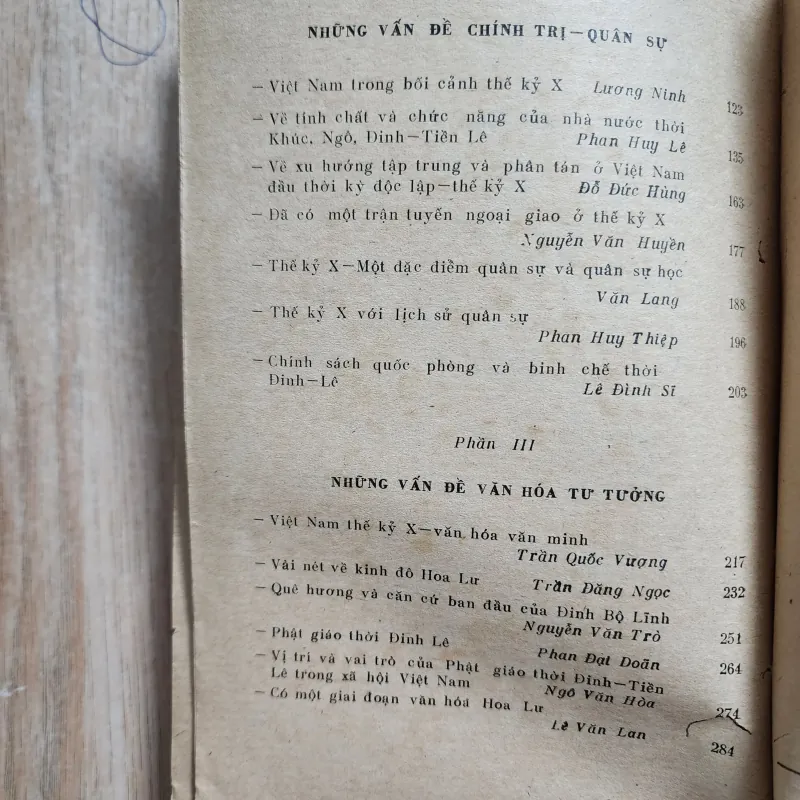 Thế kỷ X những vấn đề lịch sử | viện sử học | 1984 1000007
