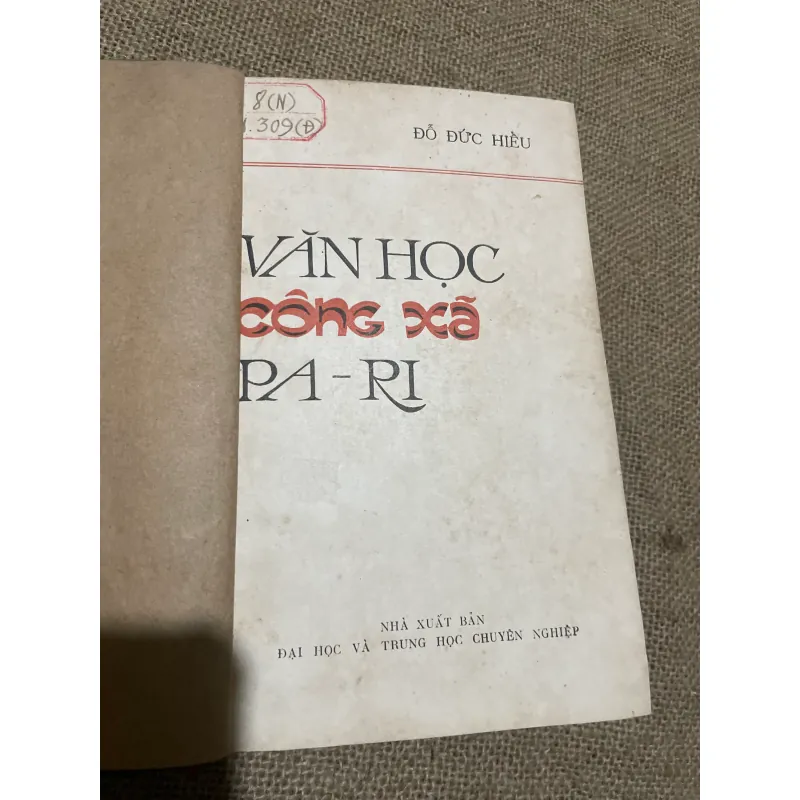VĂN HỌC CÔNG XÃ PARIS, SÁCH ĐÓNG BÌA XƯA , 450 TRANG 565351