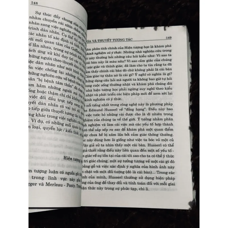 Theo vết chân những người khổng lồ 763364