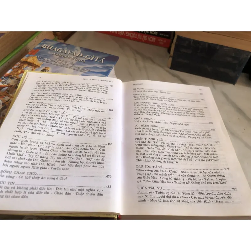 Giáo lý mới thời đại mới - Nguyễn Ước  1031087