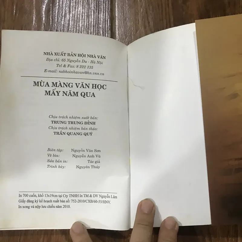 Mùa Màng Văn Học Mấy Năm Qua - Văn Chinh - Tập Phê bình - Tiểu luận (t4) 727398