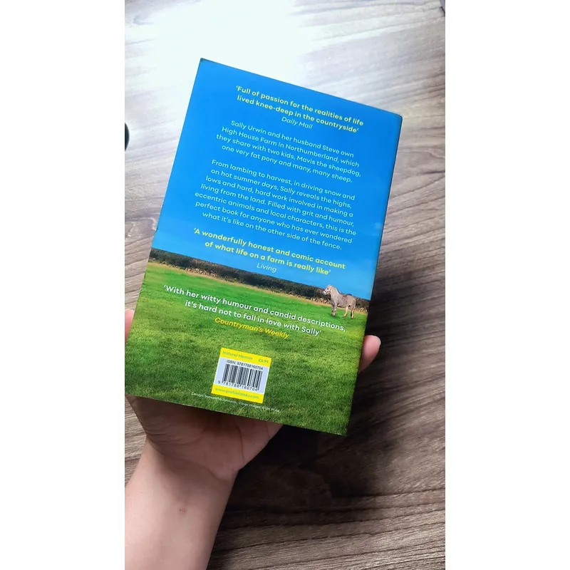 Diary of a Pint-Sized Farmer: A Year of Keeping Sheep, Raising Kids, and Staying Sane 723156