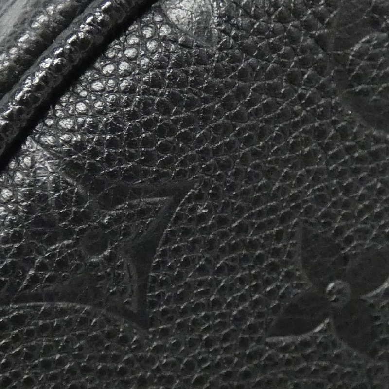 Túi xách vai Louis Vuitton Monogram Empreinte Boîte Chapeau Souple MM M45649 613895