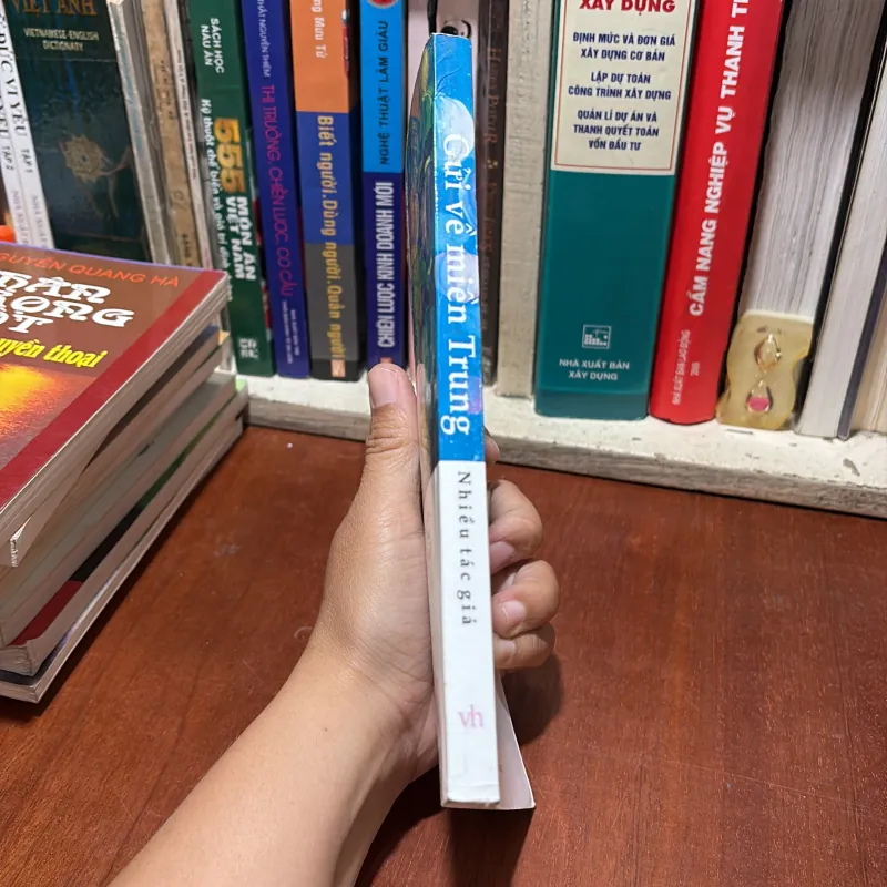 II Văn Học: Gửi Về Miền Trung - Nhiều Tác Giả - 2014 785618