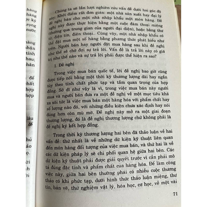 [pháp luật] Nguyễn Mạnh Bách - Hợp đồng thương mại thông dụng 178697