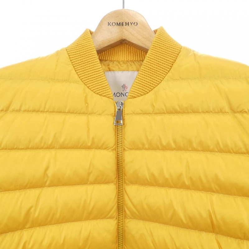 Áo khoác lông vũ MONCLER 639083