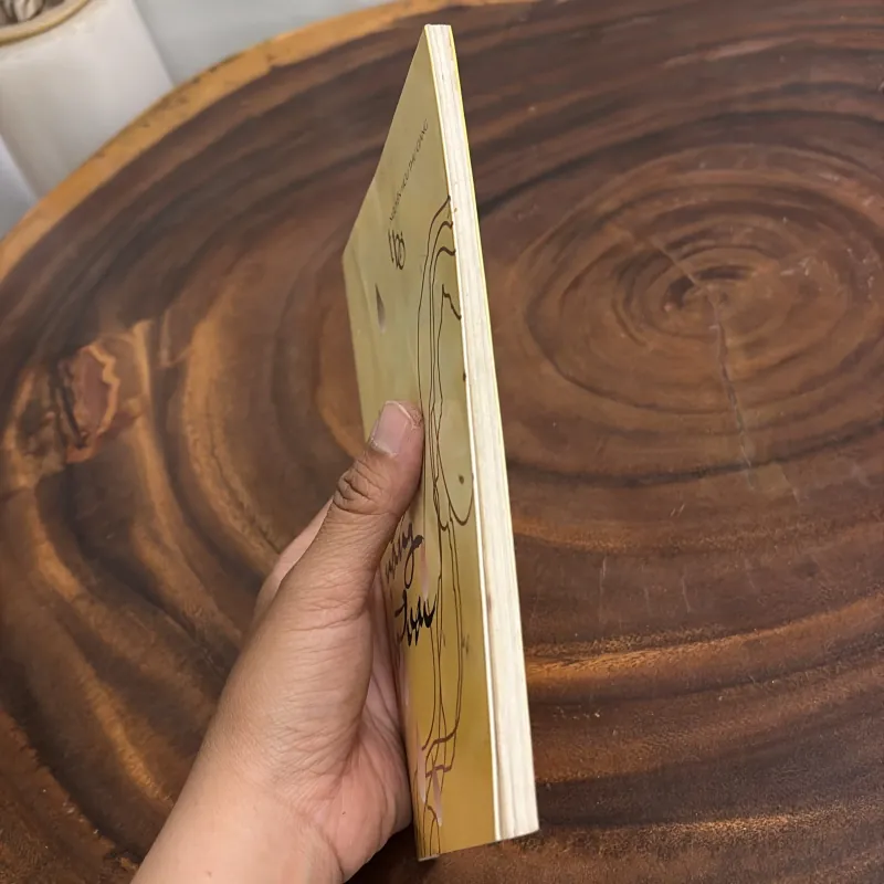 II Thơ: Hoa Nắng Bờ Vai - Nguyễn Hữu Thu Giang - 2000 1001908