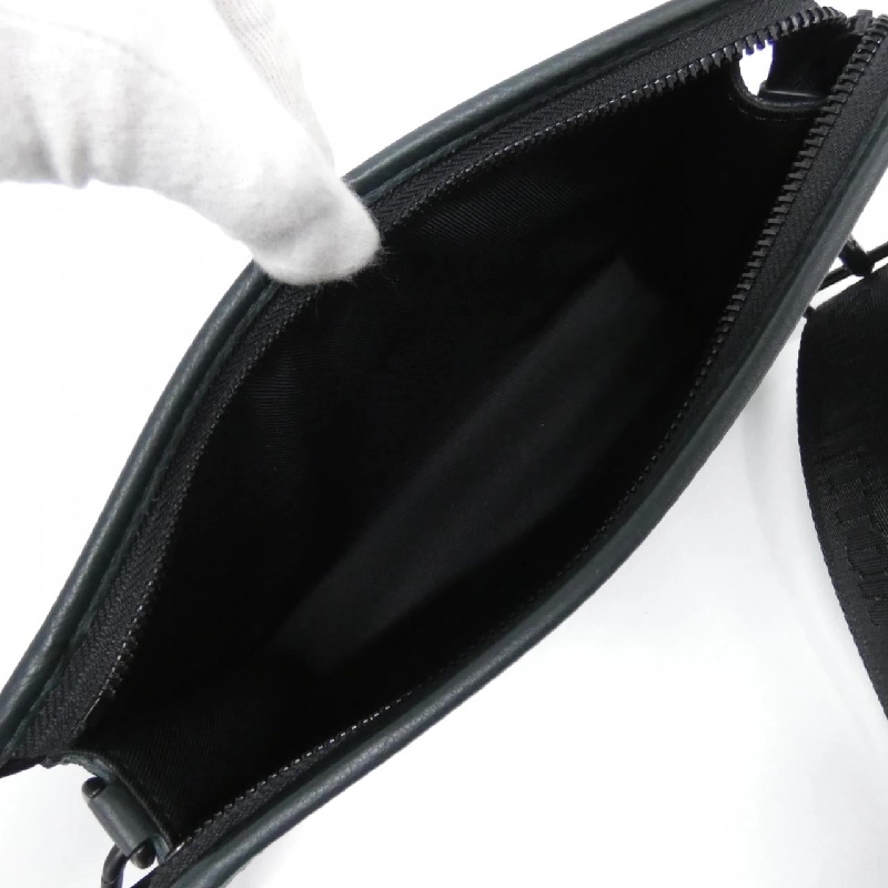 Túi đeo vai Louis Vuitton Monogram Shadow Gaston Wearable Wallet M27148 - Hàng hiệu Chính hãng 802358