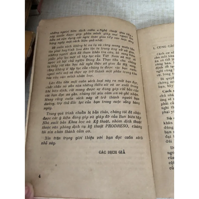 Nghệ thuật giao tiếp 995112