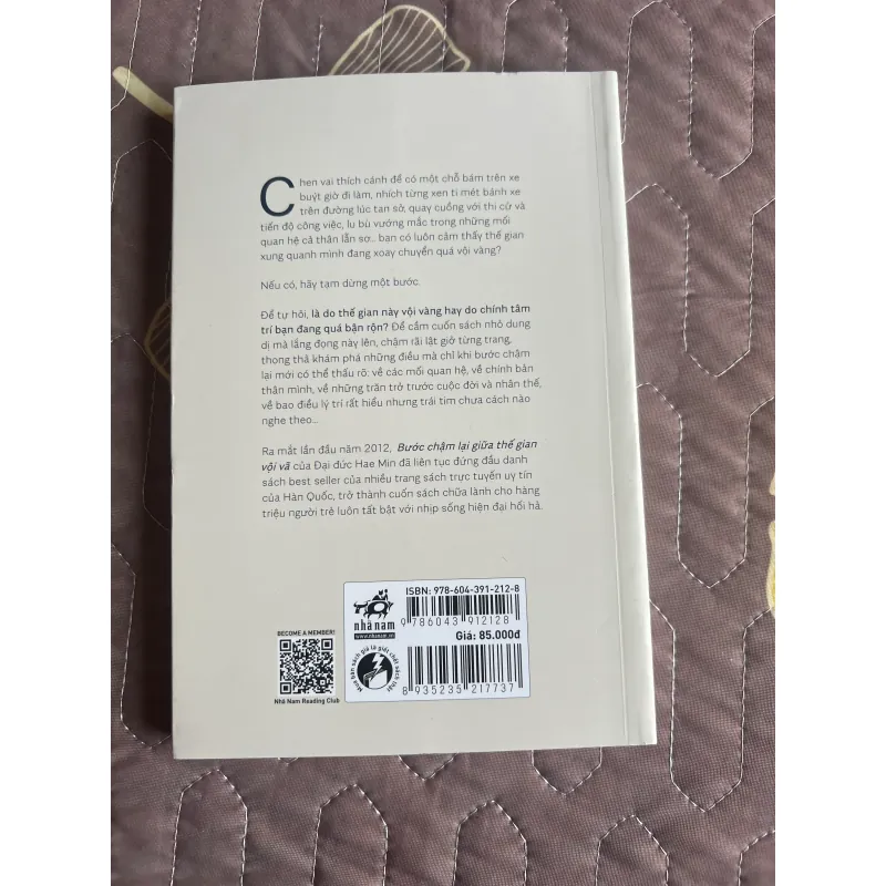 Bước chậm lại giữa thế gian vội vã 789033