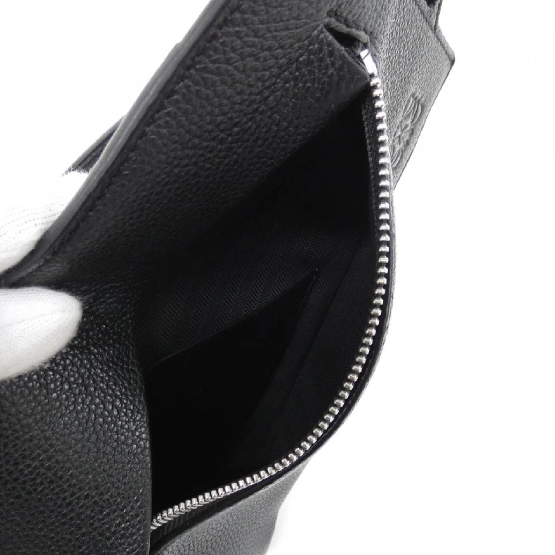 Túi Loewe Vertical Tee Pocket C660P02X01 616528