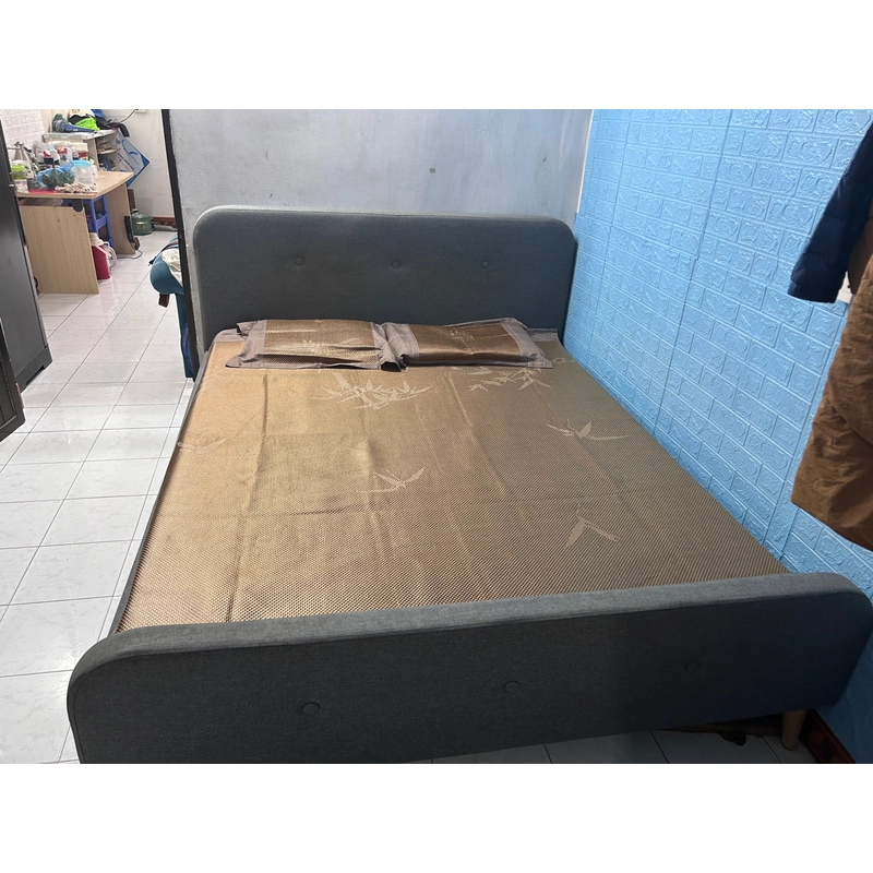 Thanh lý giường tặng đệm 442594