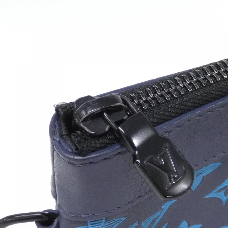 Túi xách Louis Vuitton Monogram Shadow Pochette To Go M82321 617536