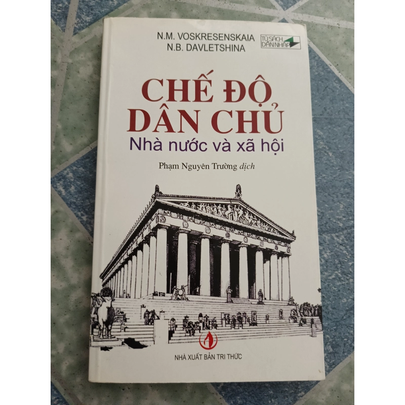 Chế độ dân chủ 510003