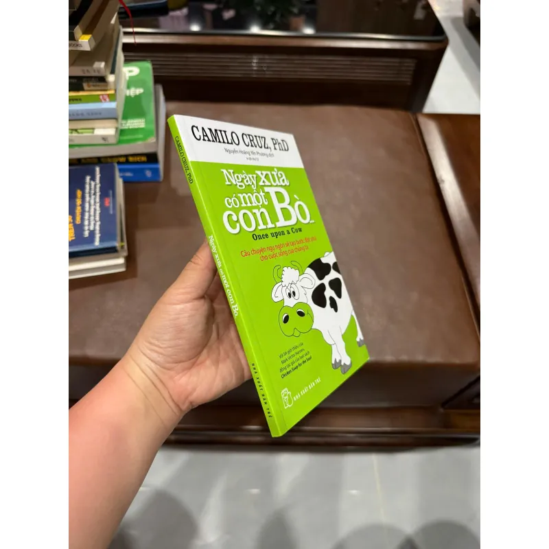 “Ngày Xưa Có Một Con Bò… (Once Upon a Cow)”- K5 1035077